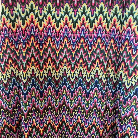 Prismsport Pattern Workout Tank - Picture 2 of 6